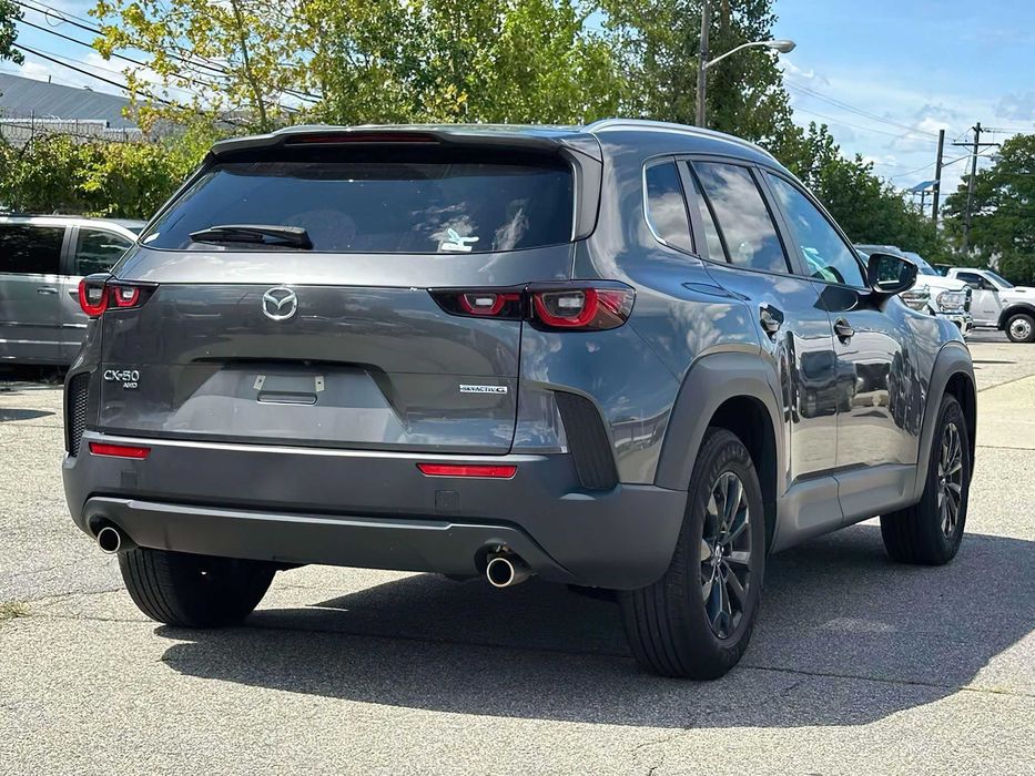Mazda CX-50      2023