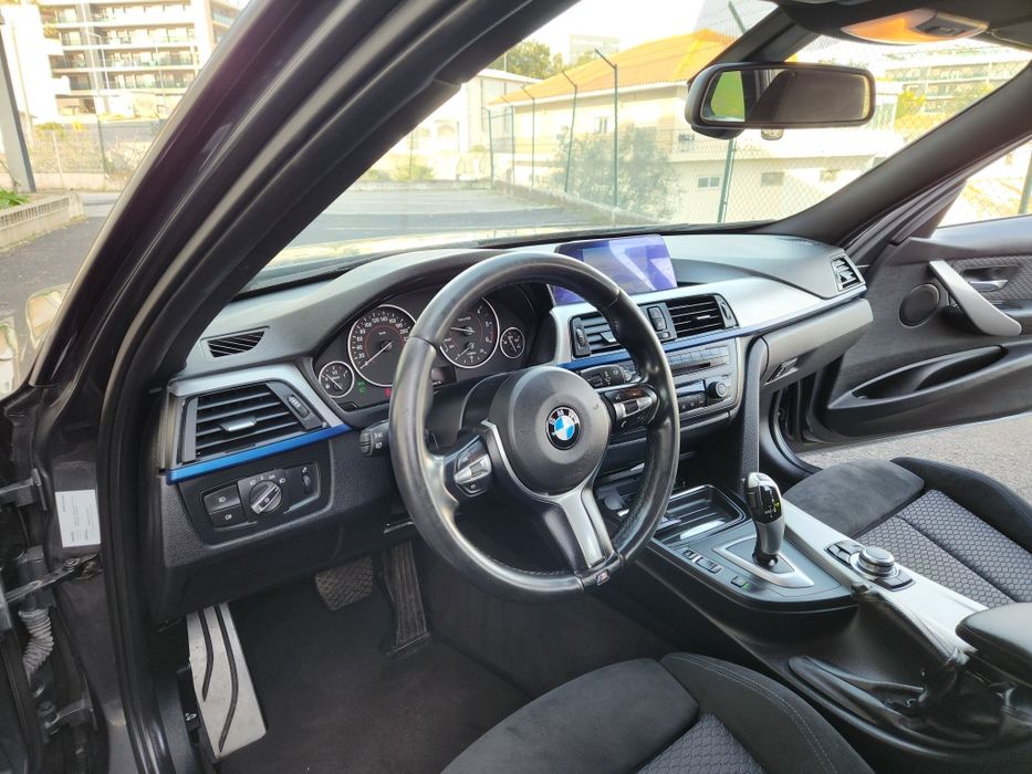 BMW 320d PackM Auto 96 MIL KMS