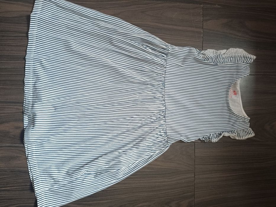 Sukienka H&M 122/128