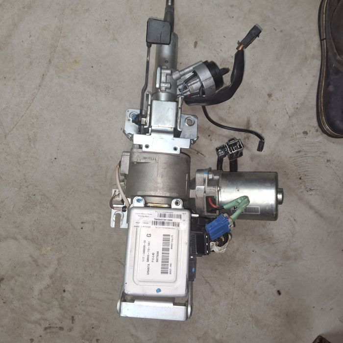 ЭУР электроусилитель руля лада Гранта Калина.