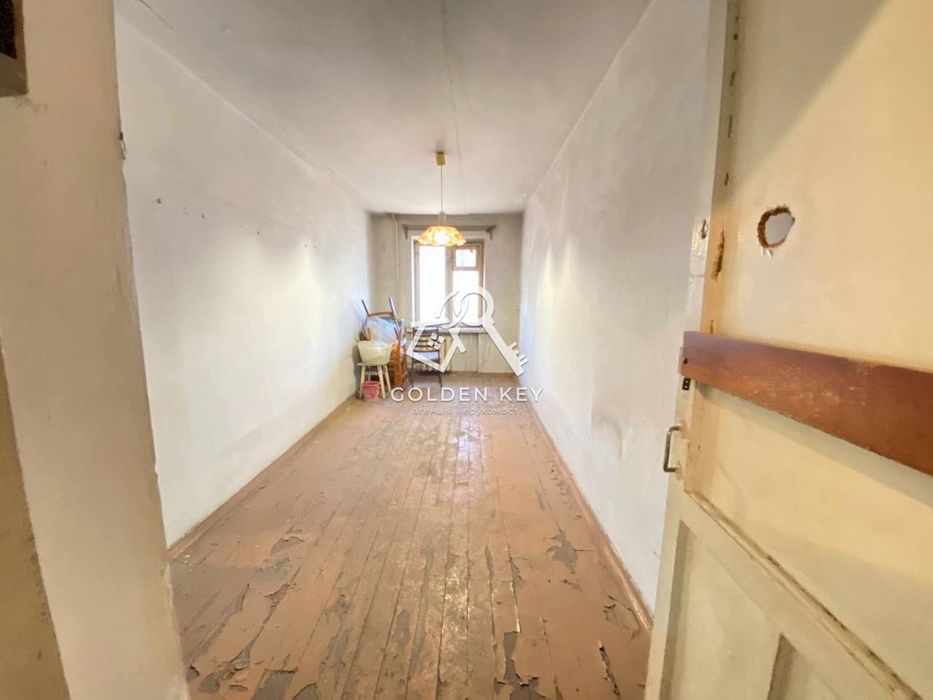 Продаж 3-кімнатної квартири на Соцмісті