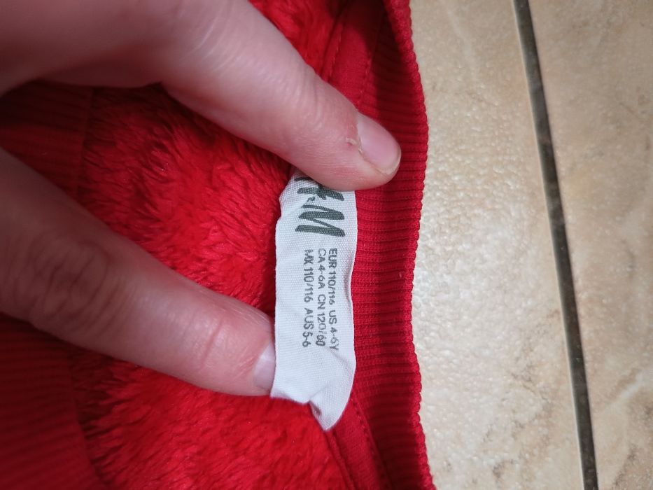 Sweterek  z torebką H&M roz 110/116