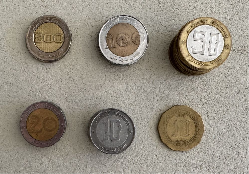 Notas e Moedas Argelinas