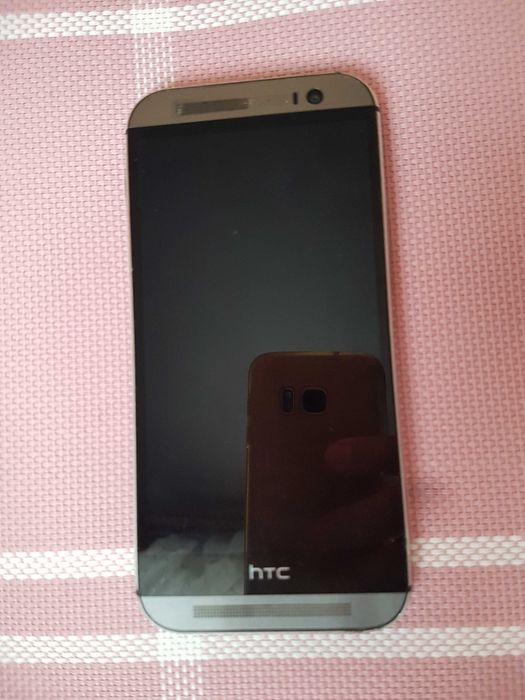 HTC One M8s робочий