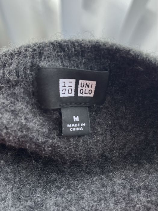 Светр/джемпер жіночий сірий uniqlo