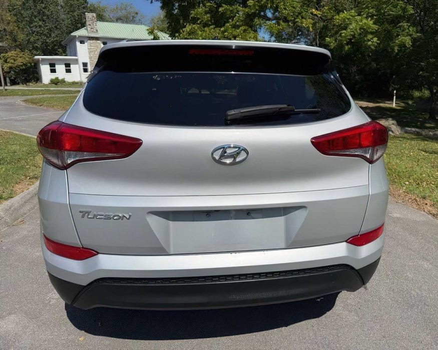 Hyundai Tucson      2016