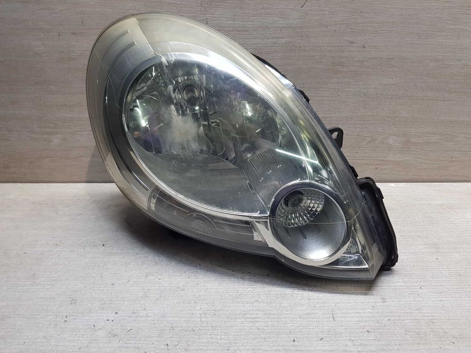 Фара права Renault Kangoo 2008-2013p. невеликий дифект