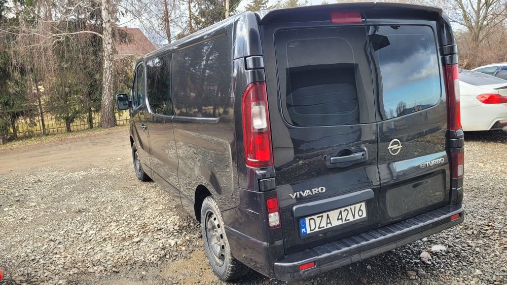 Opel vivaro 2015