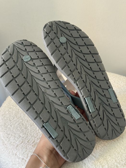 Вьетнамки шлепки сланцы