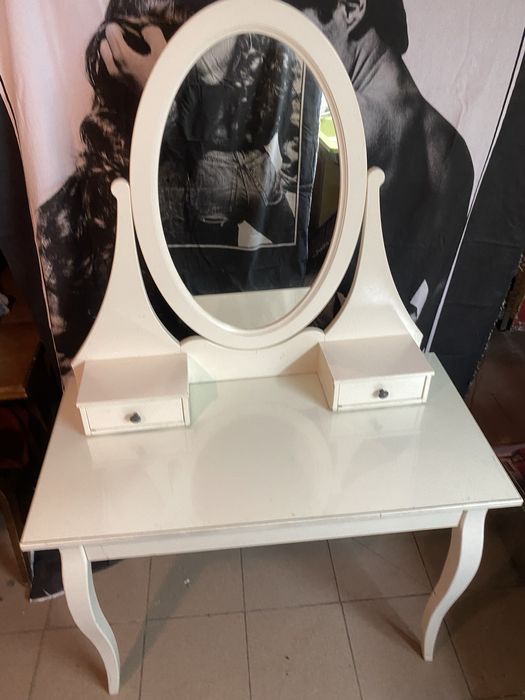 Toaletka Hemnes Ikea