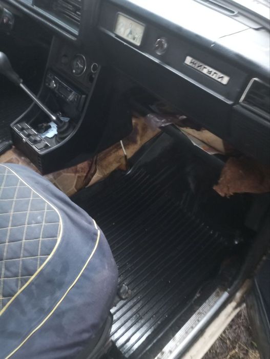 Продам машину ваз 2107