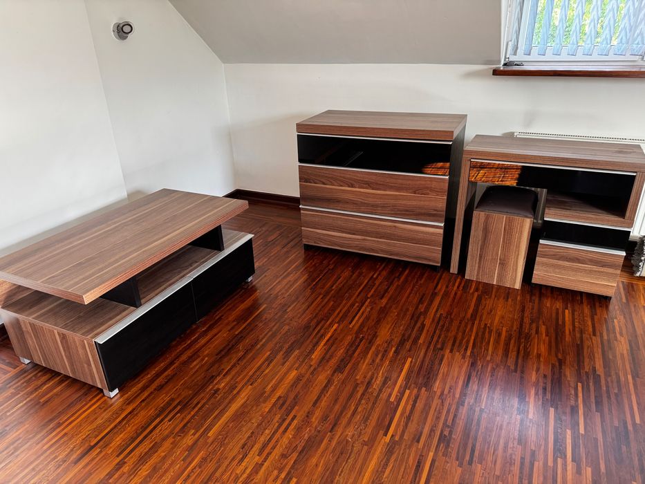 Sypialnia - komplet mebli