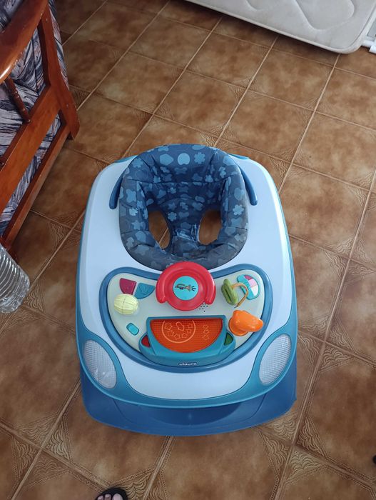andarilho de bebe usado