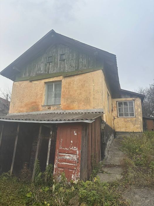 Продаж 2-кім. будинку 80 м.кв. Зубра