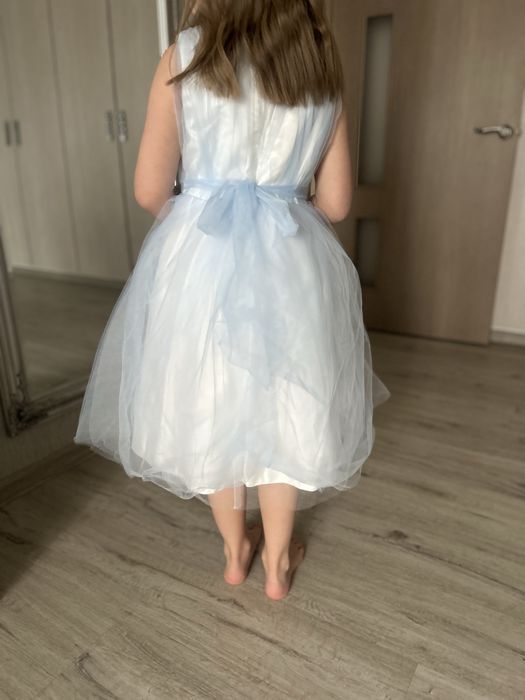 Сукня біля випускна,святкова пишна 122-128