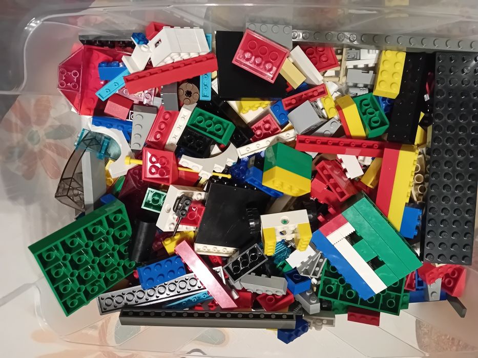 Lego City Policja, Straż, budowa pogotowie