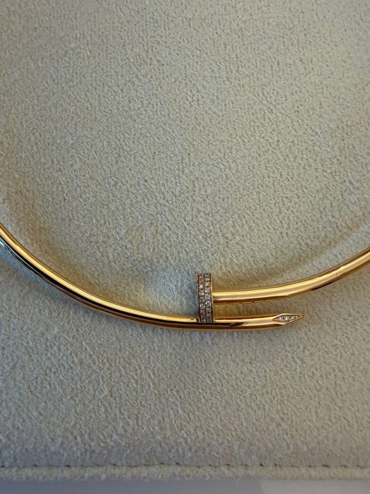 Золотий цвях з діамантами в стилі Cartier