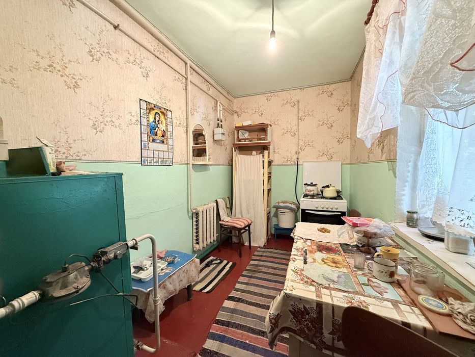 Продаж будинку біля річки, з газом, +50 соток приватизованої землі