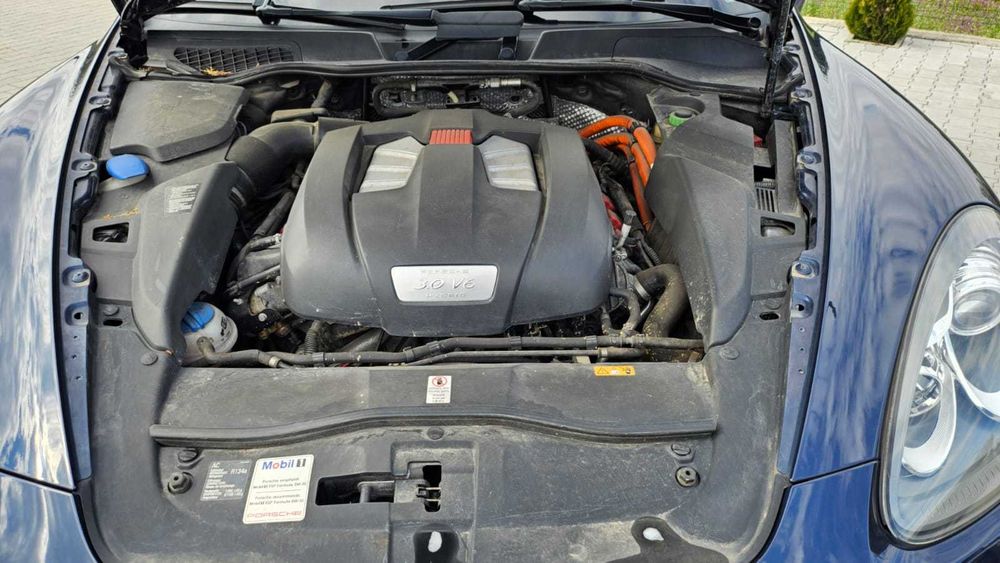 Porsche Cayenne 2010 Гібрид