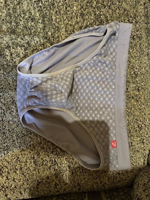 Продам Трусы  плавками