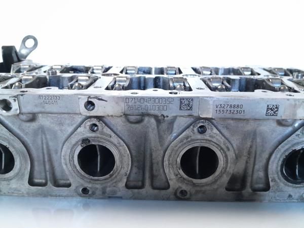 Colaça / cabeça do motor BMW 1 (F20)