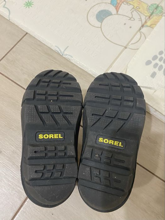 Дитячі sorel чоботи зимові