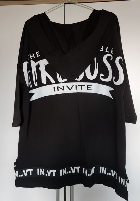 Bluza czarna z napisami