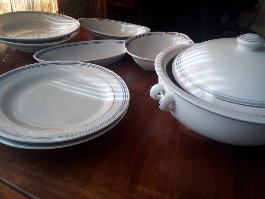 Набор посуды для кухни.