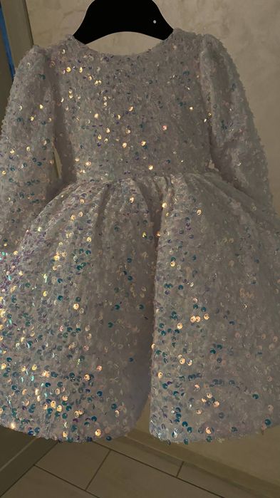 Дитяча сукня святкова