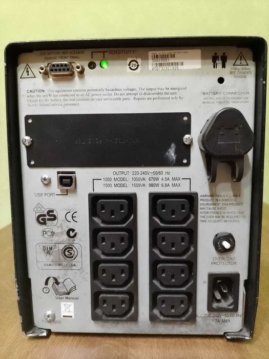 ИБП / ДБЖ / UPS / УПС Бесперебойник APC Smart-UPS 1000, Чистый синус!!