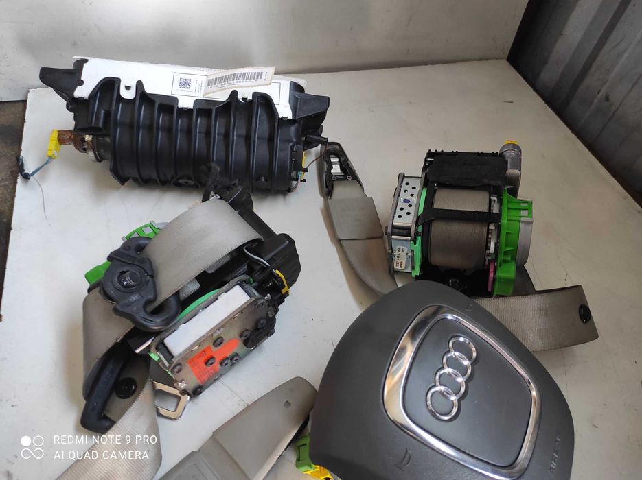 Audi a4 b8 A5 poduszka siwa pasy siwe pasy bezpieczeństwa oryginał