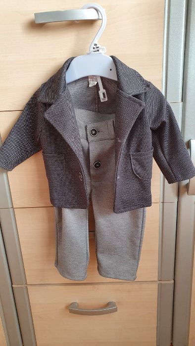 Marynarka i spodnie niemowlęce, stan idealny.