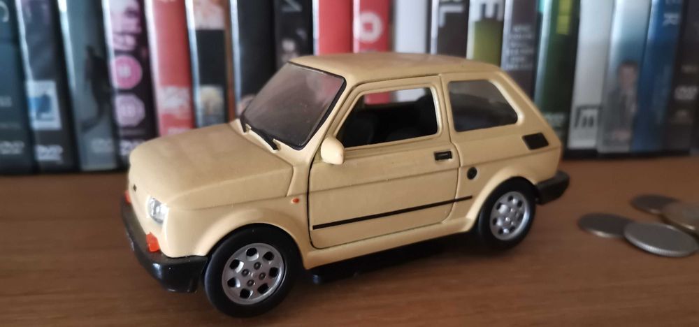 Miniatura Fiat 126 polaco