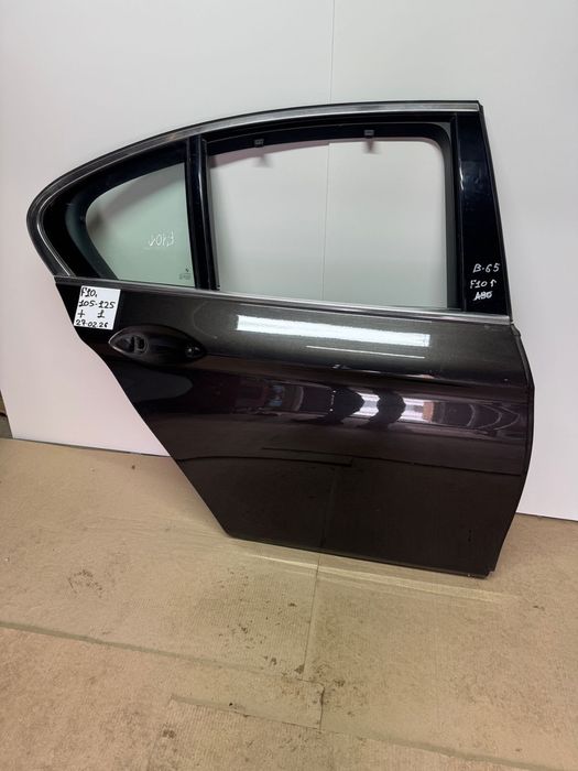 Двері задні праві BMW F10 колір B65
