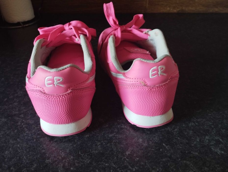 Adidasy dla dziewczynki rozm 33