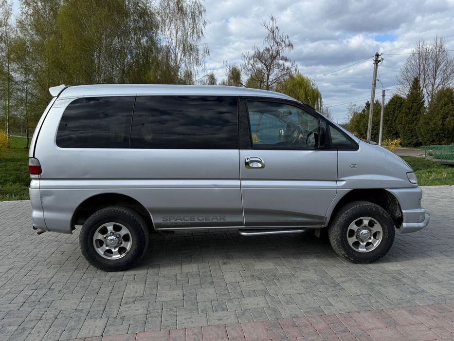 Мітсубісі Деліка 4*4 Mitsubishi Delica 3.0 benz 2006 р