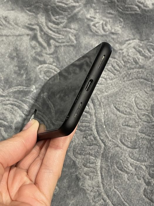 Мобільний телефон Pixel 4 6/64gb