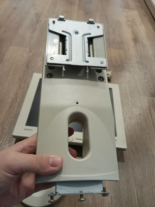 Монітор Samtron 51S