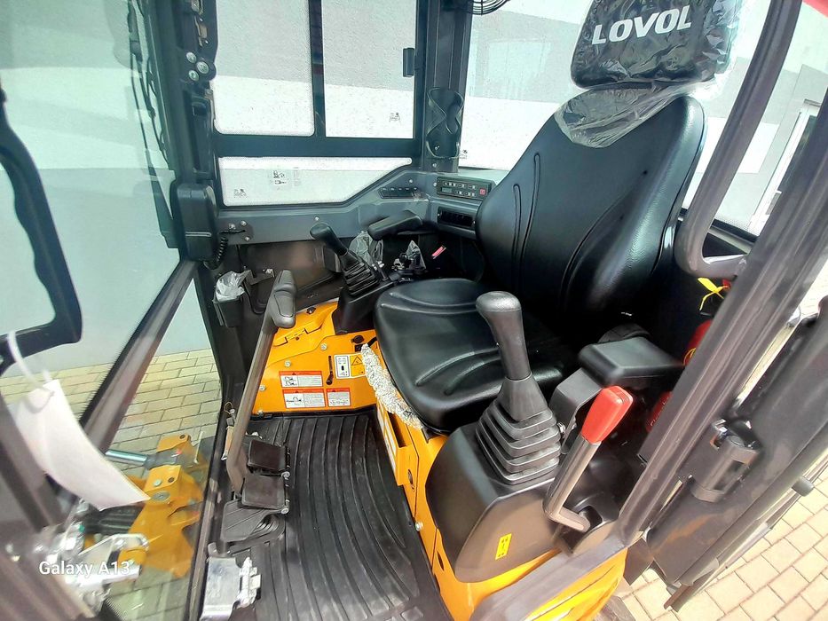 Minikoparka LOVOL FR18E2-u I 2000 kg Silnik YANMAR WYPRZEDAŻ ROCZNIKA!