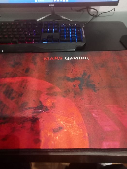 Vendo mouse Pad da mars Gaming