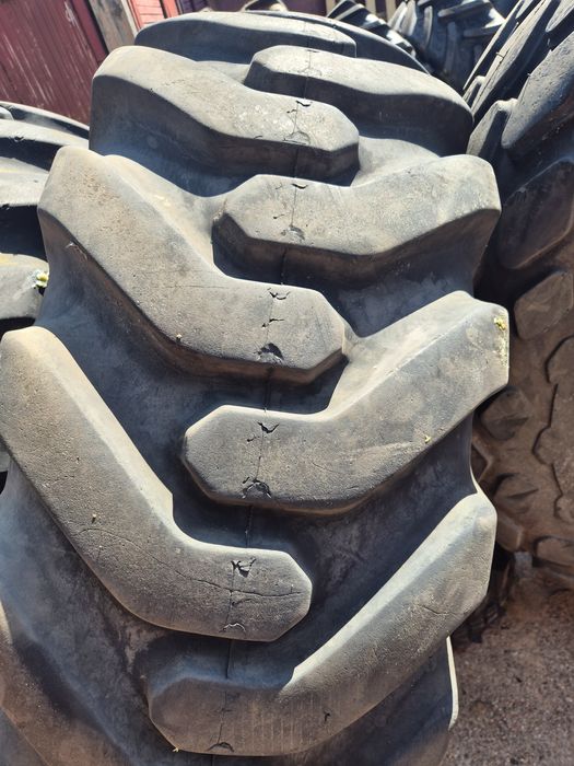 Opony 18.4-30  460/85r30