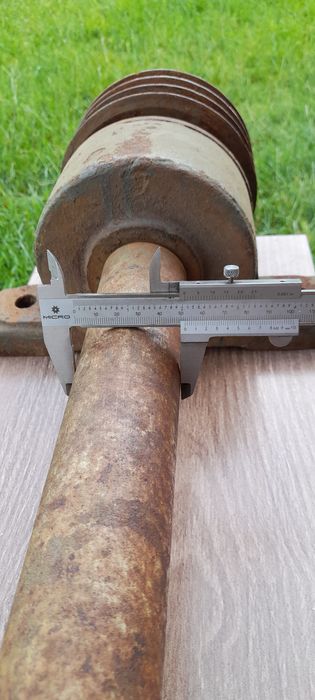 Wałek masywny do piły, krajzegi, szlifierki