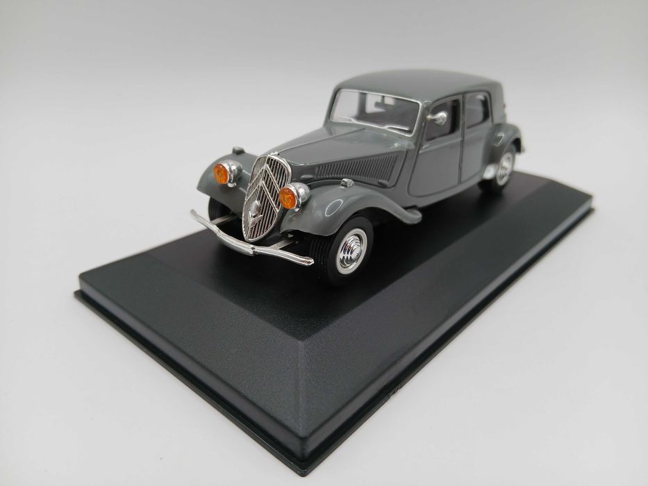Lote de 5 miniaturas escala 1:43