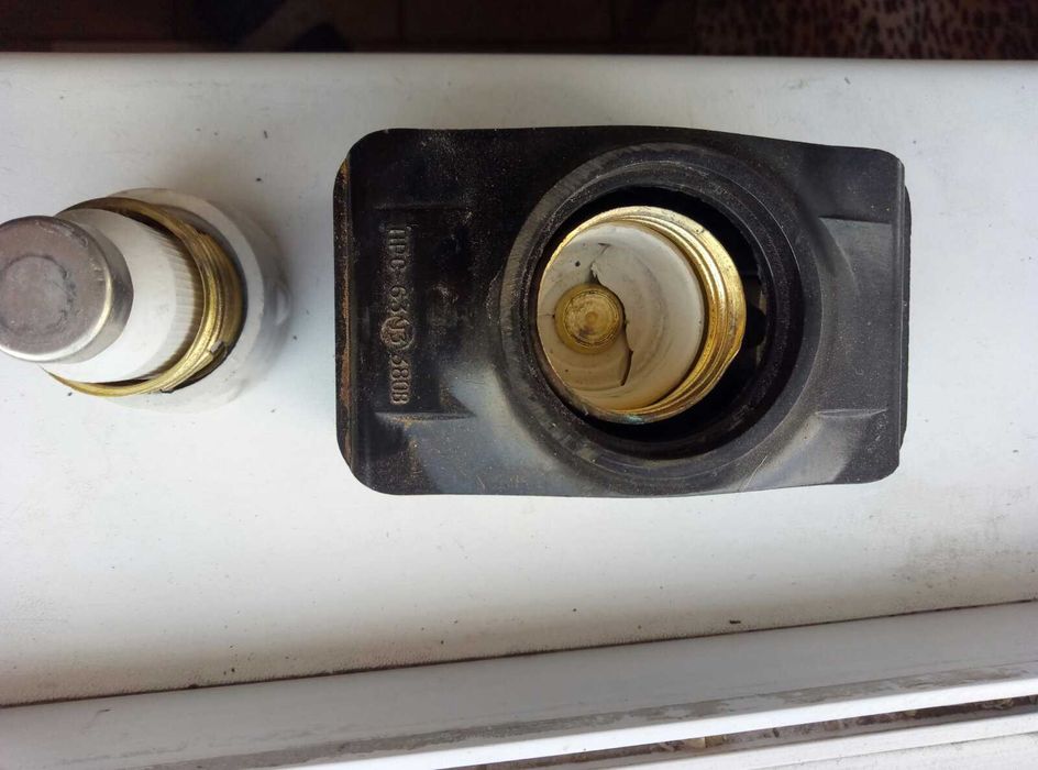 продаю предохранители прс 63\380в  від20 до 63а