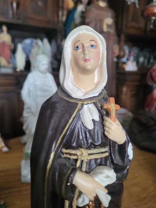 Stara figurka Święta Małgorzata