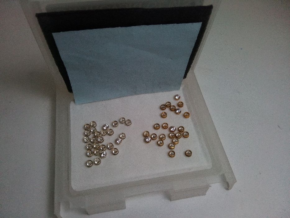 Cristais Swarovski pre-cravaados em prata