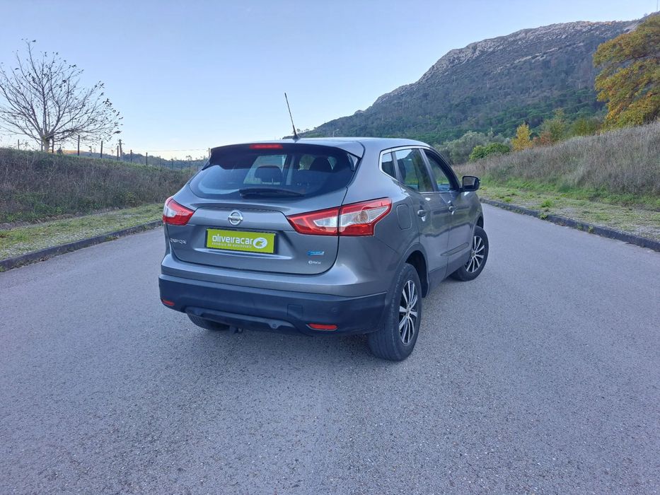 Nissan Qashqai 1.5 dCi DPF acenta