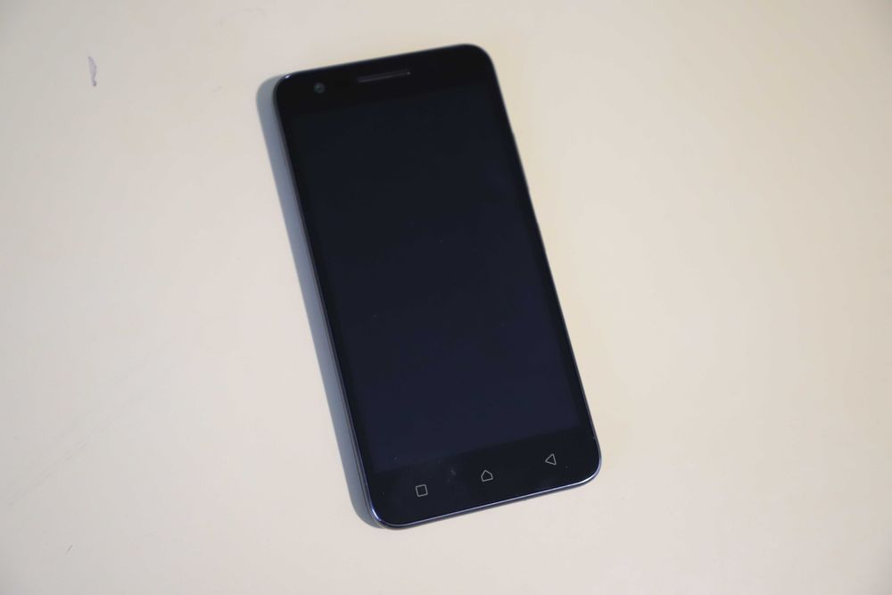 мобільний телефон Lenovo C2