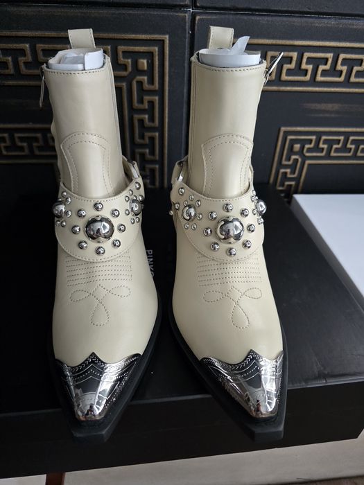 Beżowe kowbojki Pinko