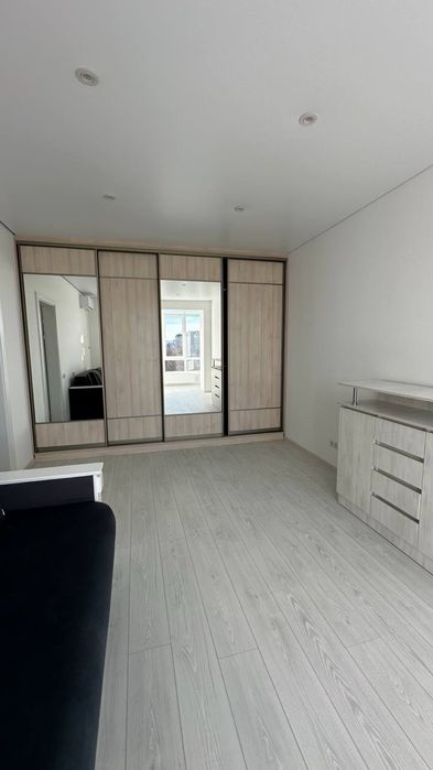 Оренда 2к квартири біля парку, пеиша здача